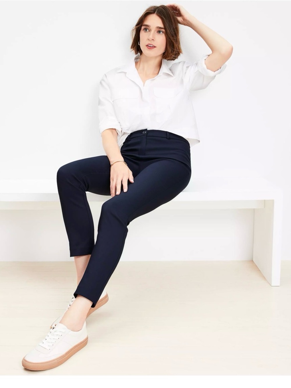 LOFT Sutton Skinny pants- forever navy
